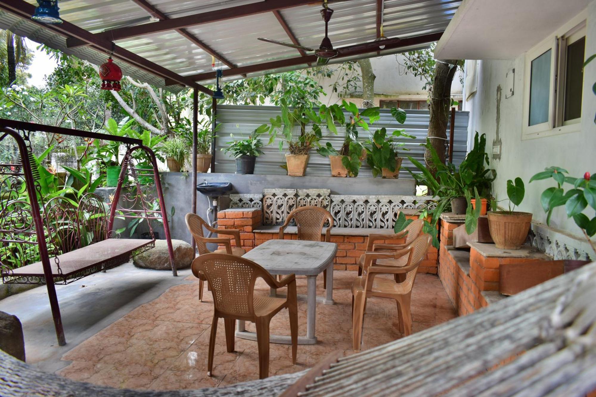 Silent Waters Resorts Yelagiri Extérieur photo