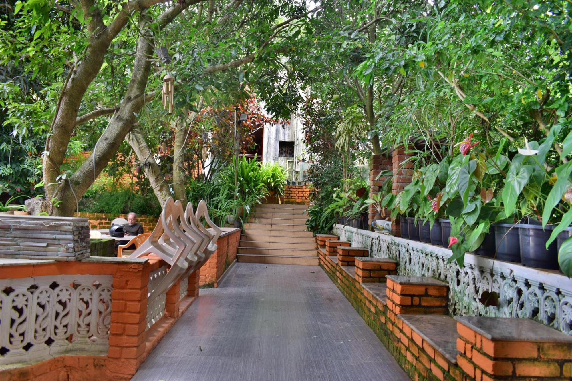 Silent Waters Resorts Yelagiri Extérieur photo