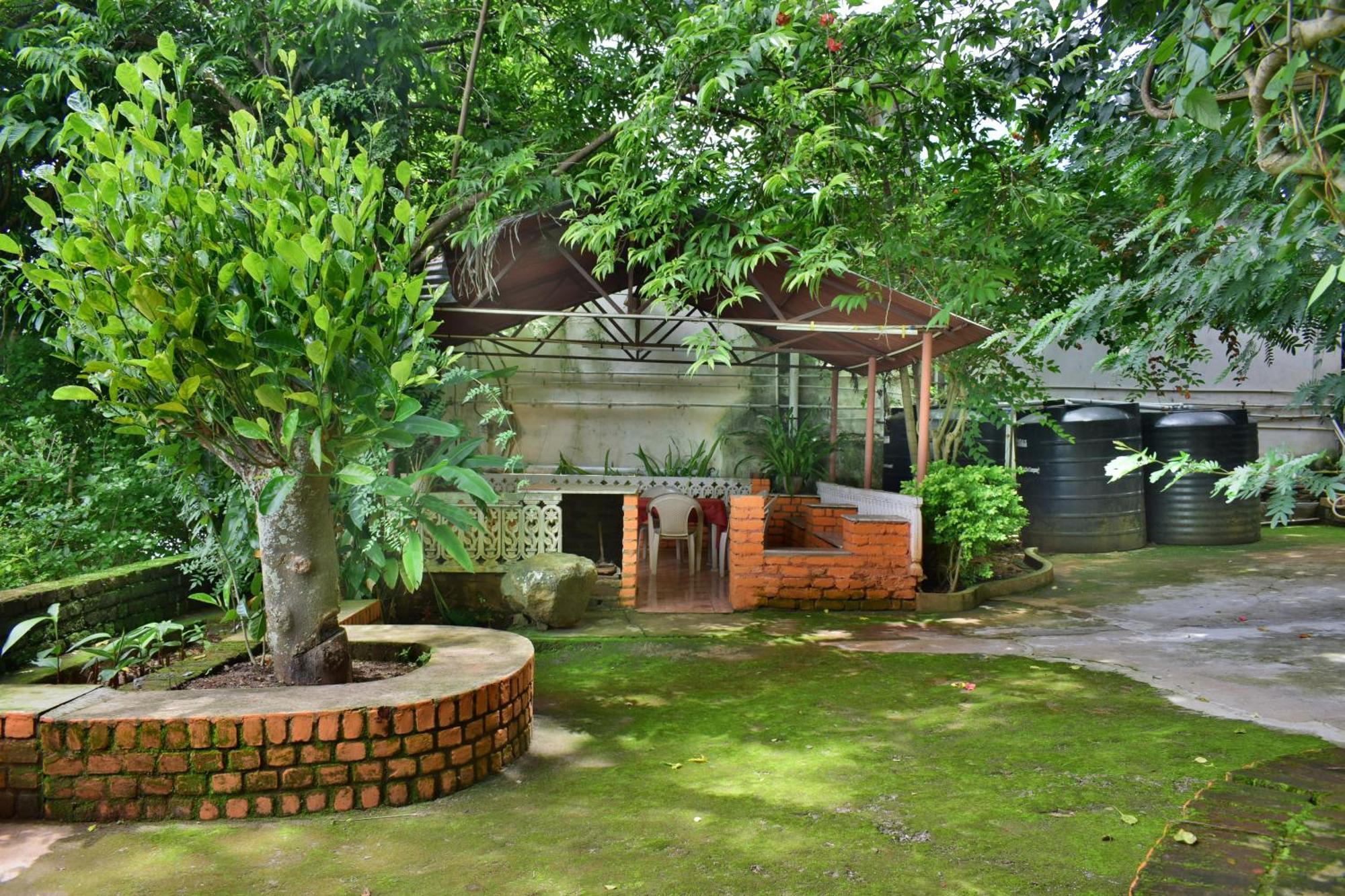 Silent Waters Resorts Yelagiri Extérieur photo